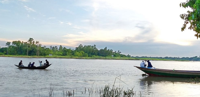 গৃহপালিত এক নদী prokritibarta