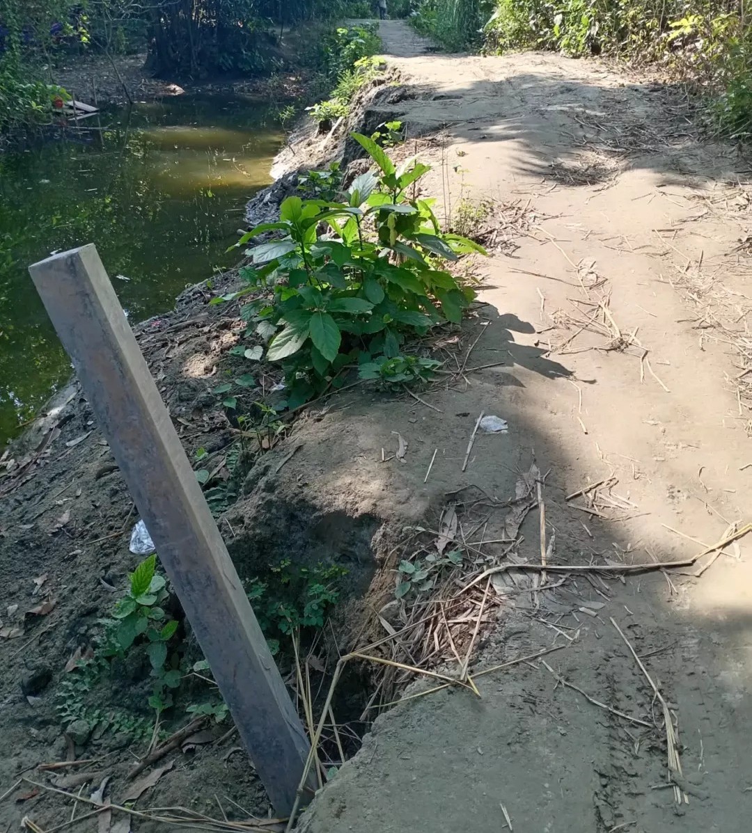 শিবালয়ে সরকারি খাল ভরাট করে দখল prokritibarta